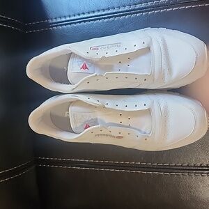 REEBOK CLASSIC SIZE 12 WHITE